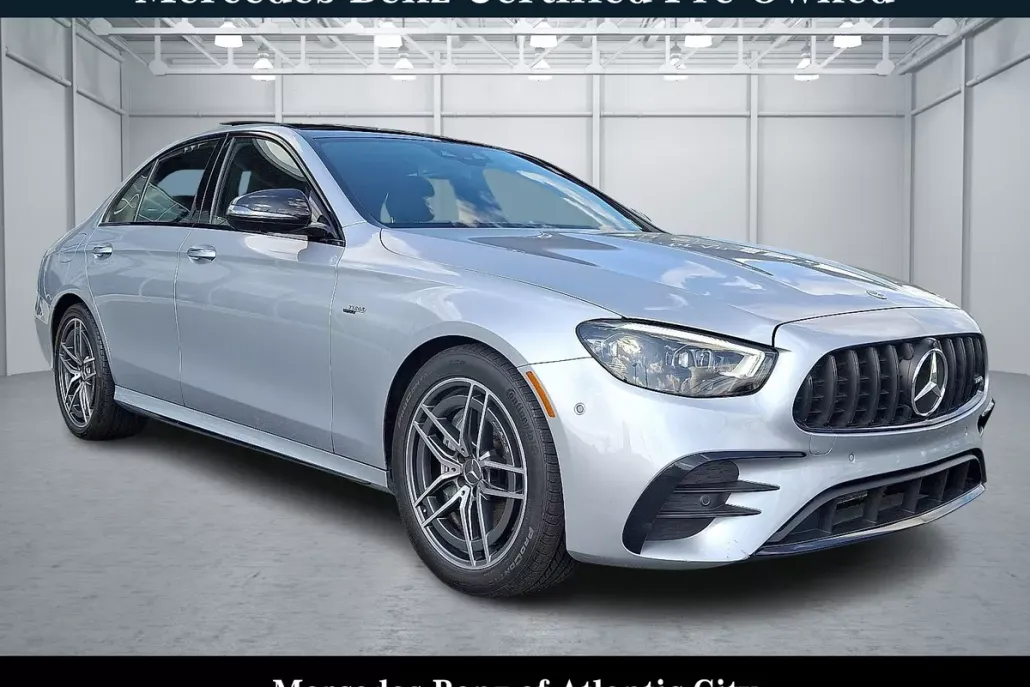 2022 Mercedes Benz E AMG 53 4MATIC photo 1