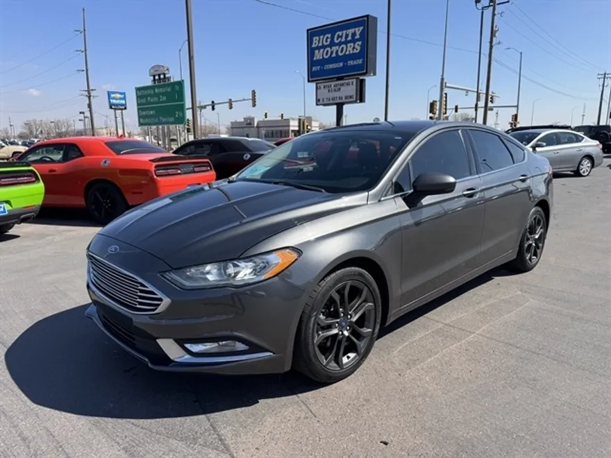 2018 Ford Fusion S photo 1