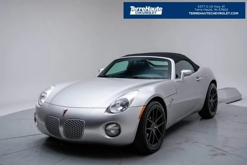 2006 Pontiac Solstice Base Convertible photo 1