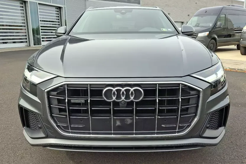 2021 Audi Q8 Premium Plus 55 photo 1