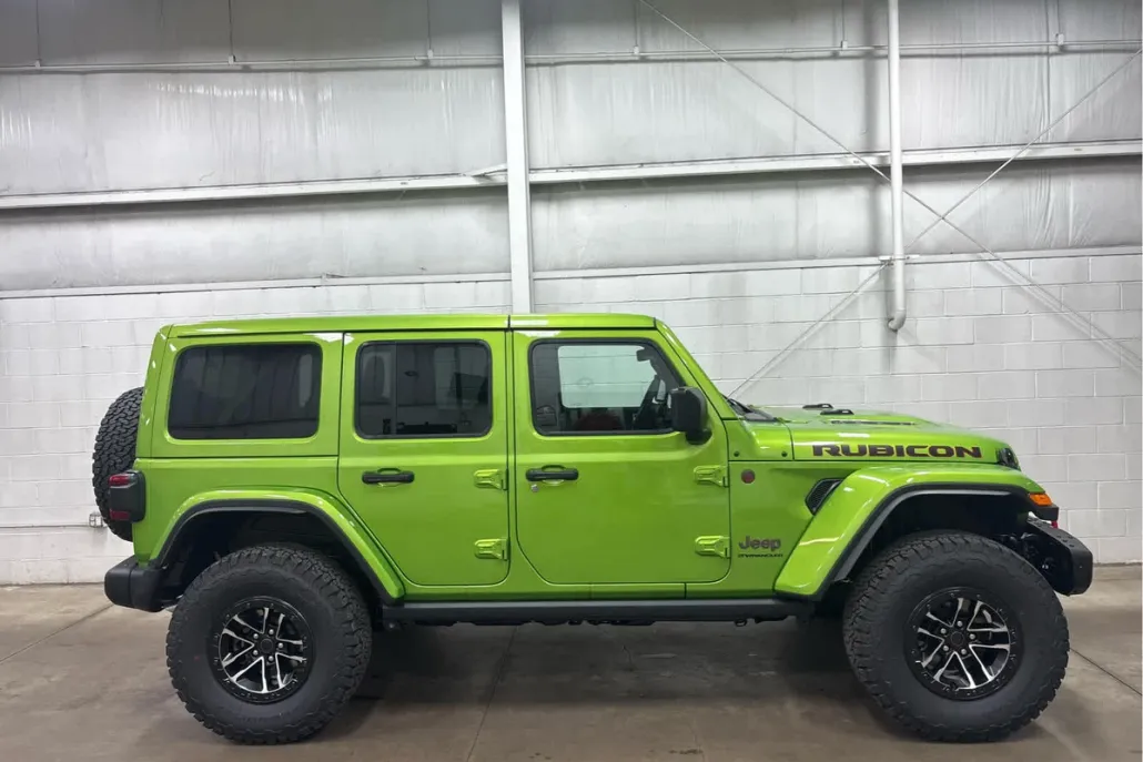 2025 Jeep Wrangler Unlimited Rubicon X photo 1