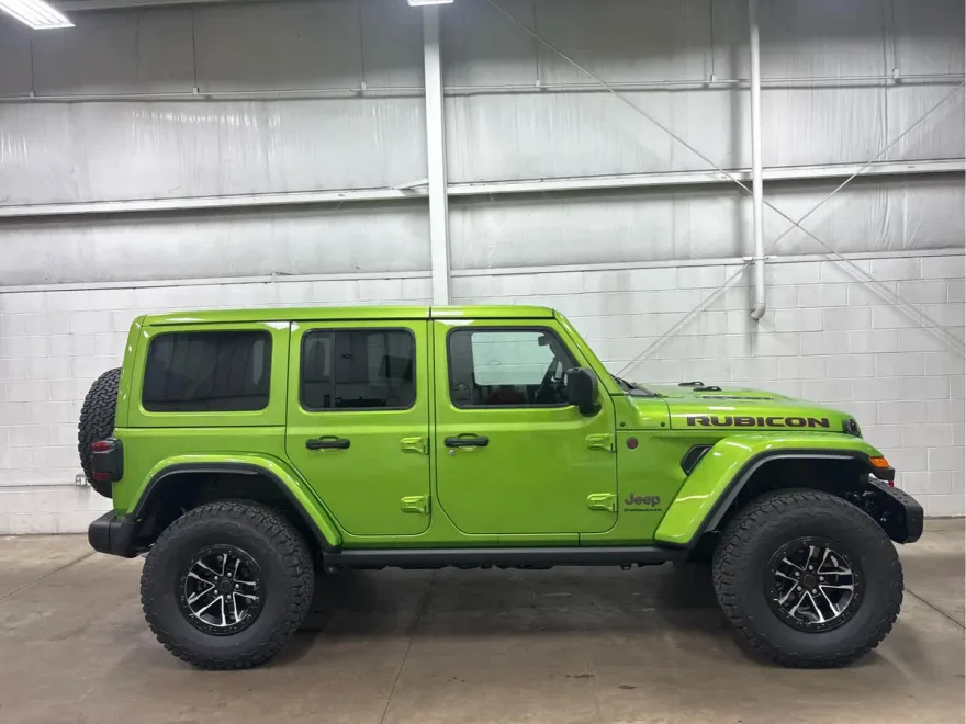 2025 Jeep Wrangler Unlimited Rubicon X photo 1
