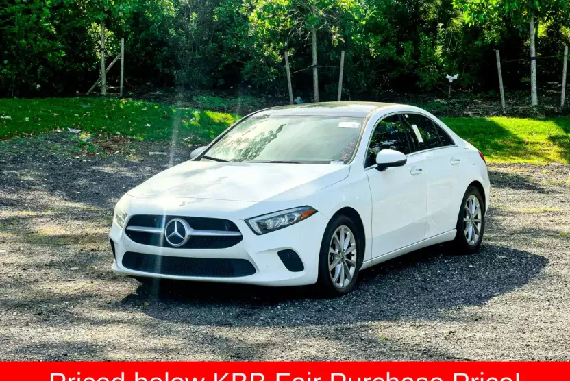 2019 Mercedes Benz A 220 photo 1