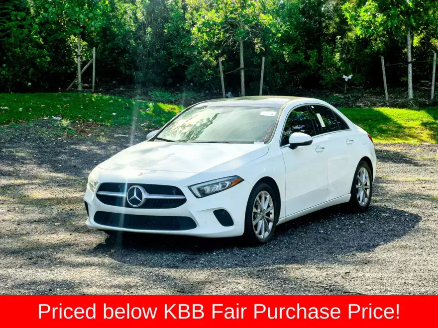 2019 Mercedes Benz A 220 photo 1
