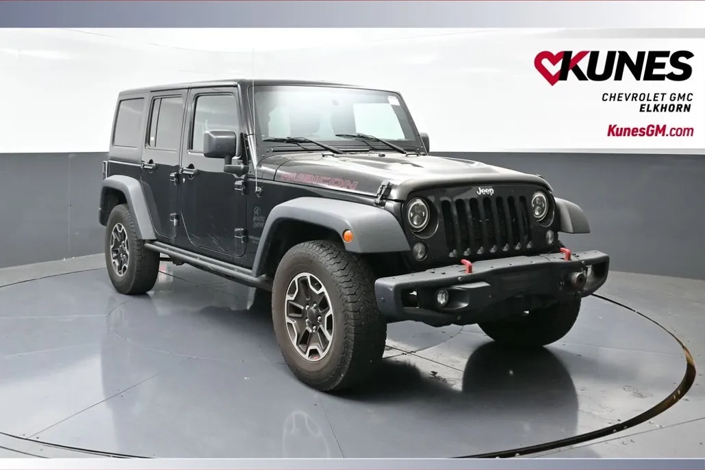 2015 Jeep Wrangler Unlimited Rubicon photo 1