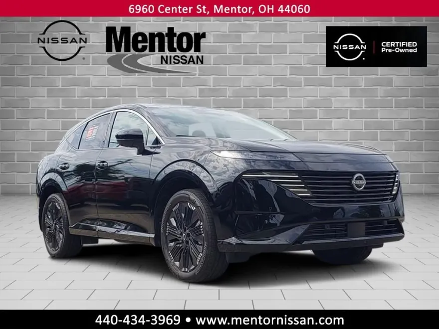2025 Nissan Murano Platinum photo 1