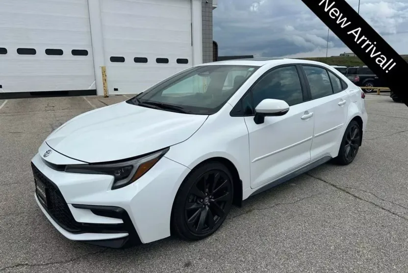 2023 Toyota Corolla XSE photo 1