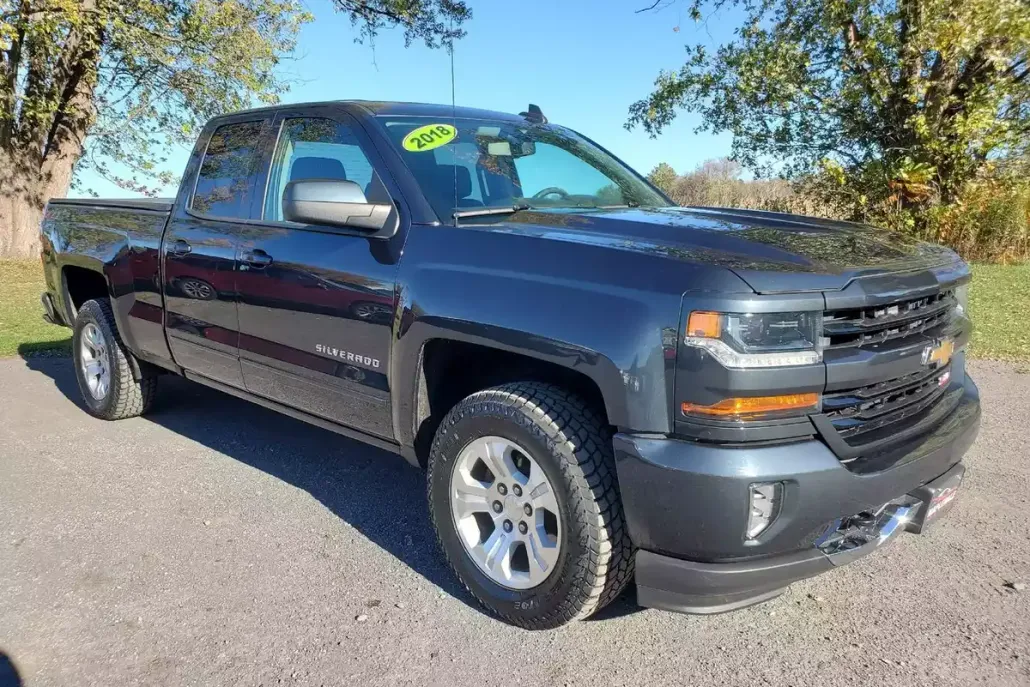 2018 Chevrolet Silverado 1500 photo 1