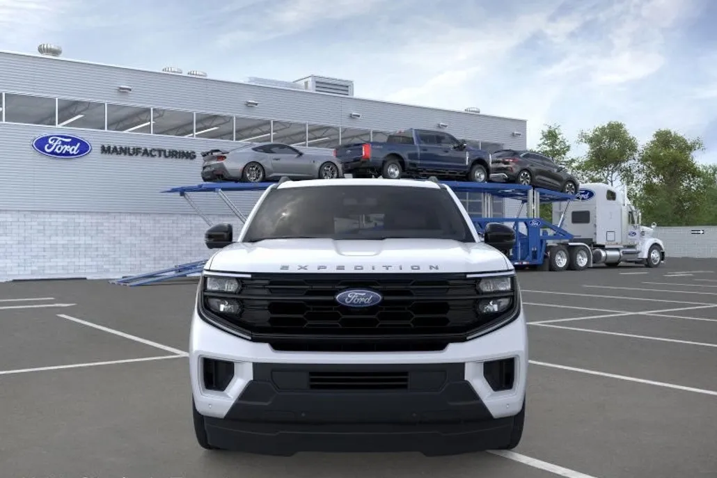 2025 Ford Expedition MAX photo 1
