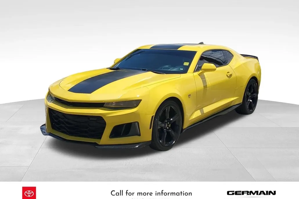 2016 Chevrolet Camaro 2LT photo 1