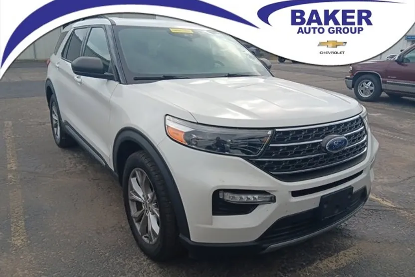 2020 Ford Explorer XLT photo 1
