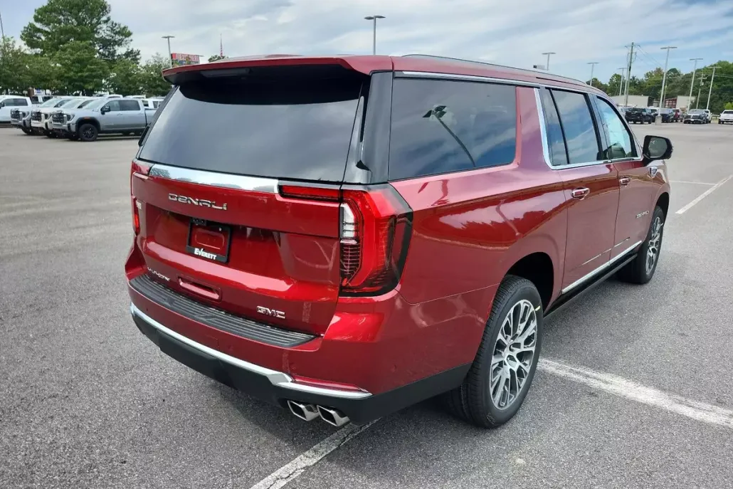 2026 Gmc Yukon XL Denali photo 1