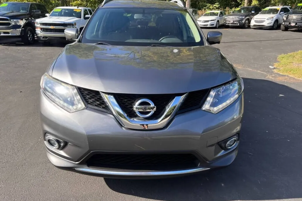 2016 Nissan Rogue SL photo 1