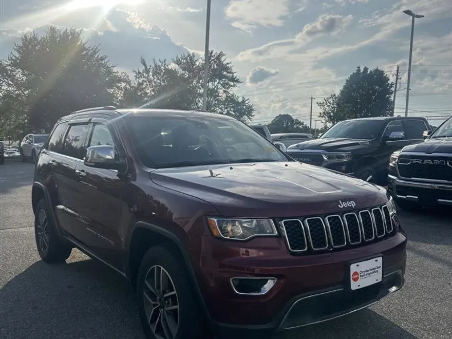 2021 Jeep Grand Cherokee Laredo E photo 1