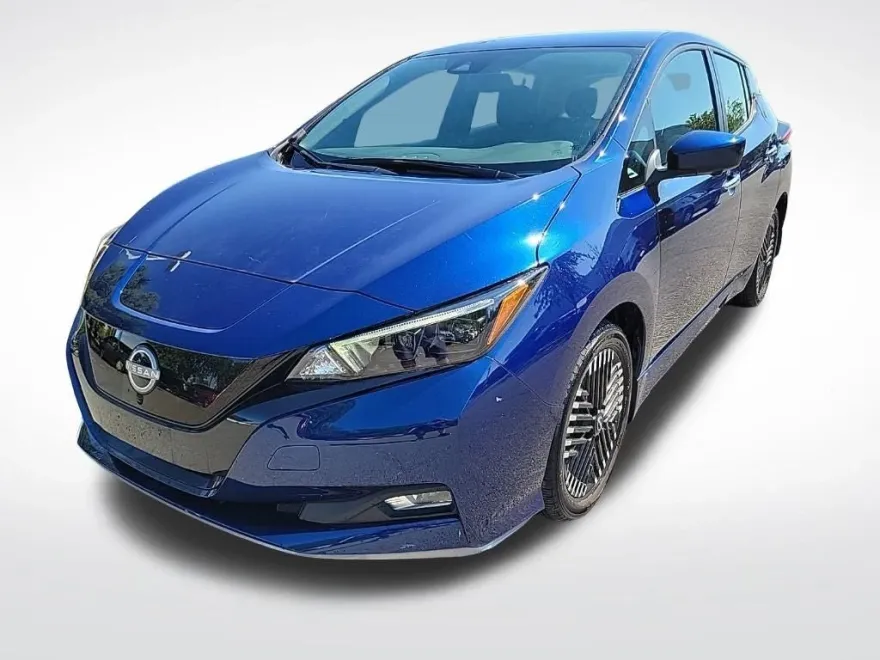 2023 Nissan Leaf SV Plus photo 1