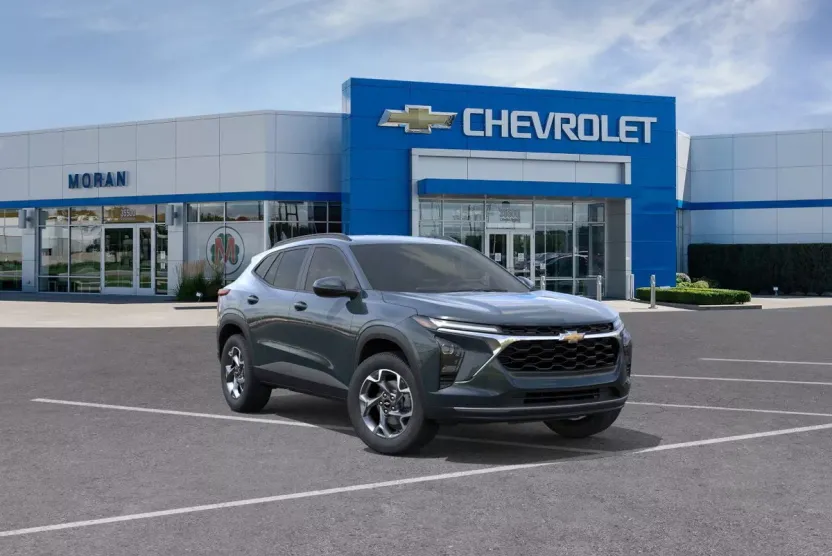 2026 Chevrolet Trax LT photo 1