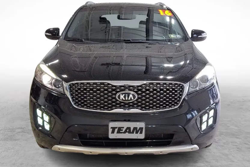 2016 Kia Sorento SX Limited V6 photo 1