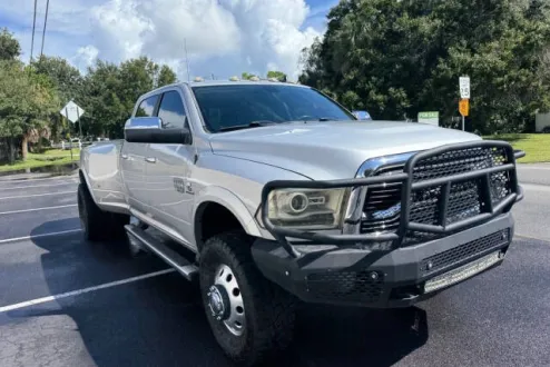 2018 Ram 3500 Laramie Longhorn photo 3