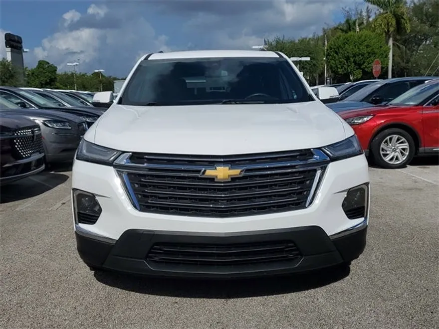 2023 Chevrolet Traverse Leather photo 1