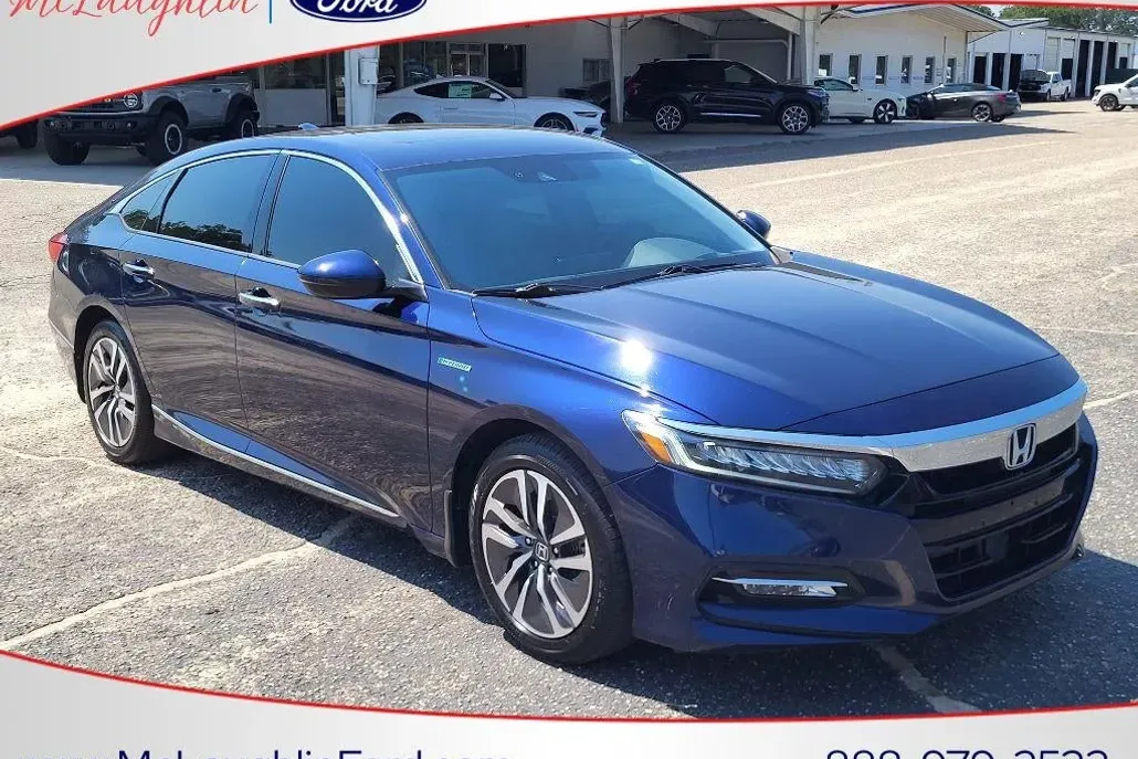 2019 Honda Accord Hybrid Touring photo 1