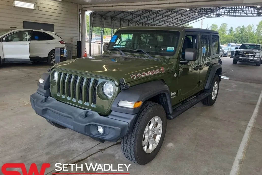 2021 Jeep Wrangler Unlimited Islander photo 1