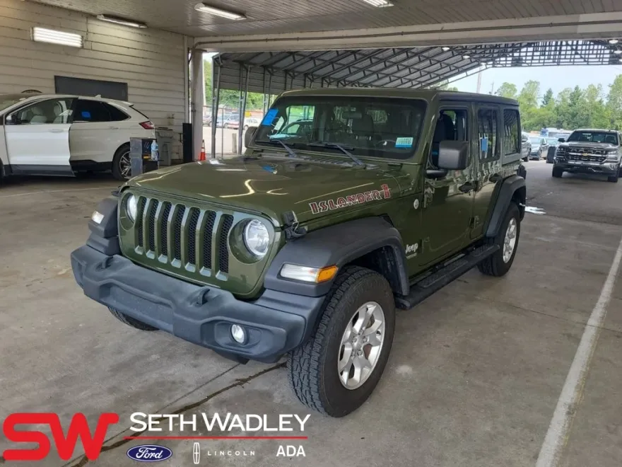2021 Jeep Wrangler Unlimited Islander photo 1