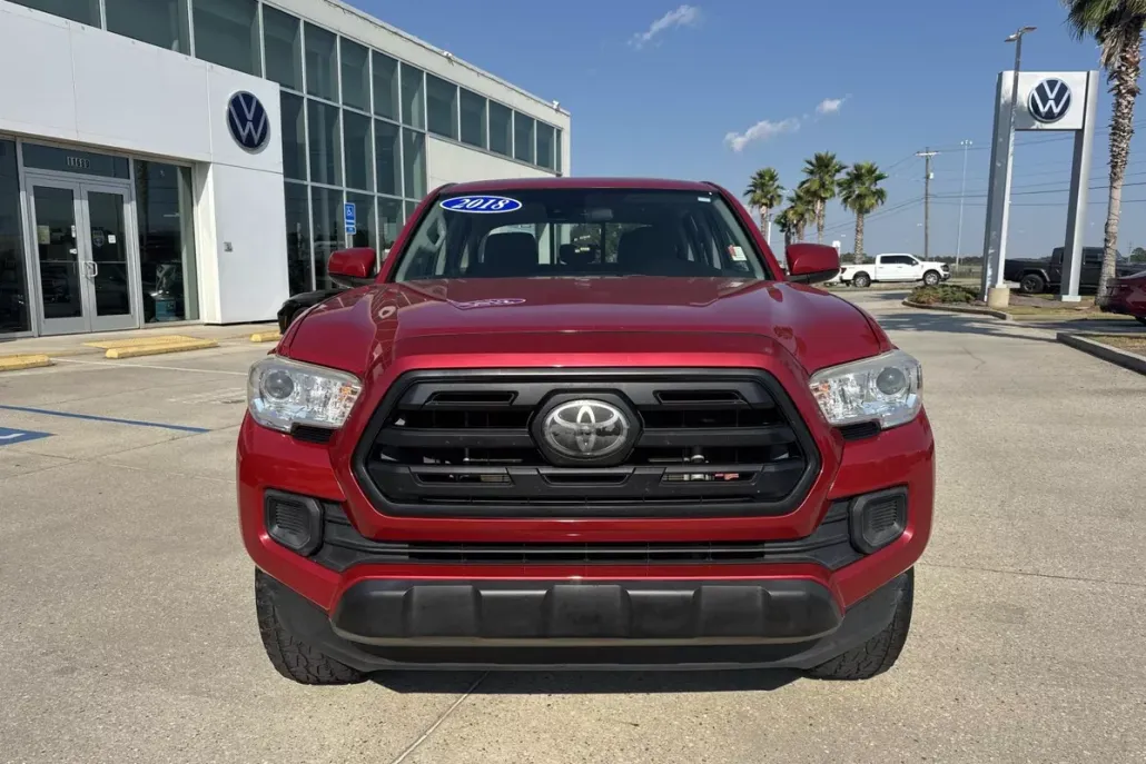 2018 Toyota Tacoma SR photo 1