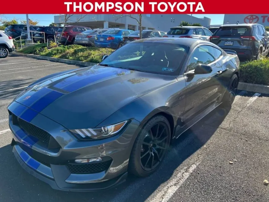 2016 Ford Mustang Shelby photo 1