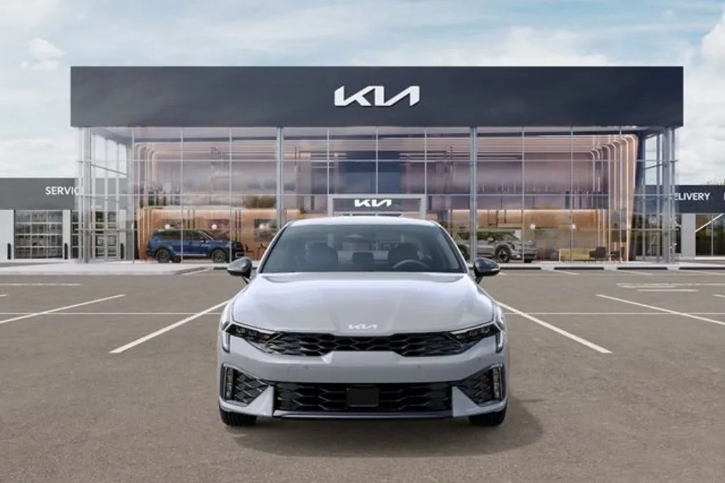 2026 Kia K5 GT-Line photo 1
