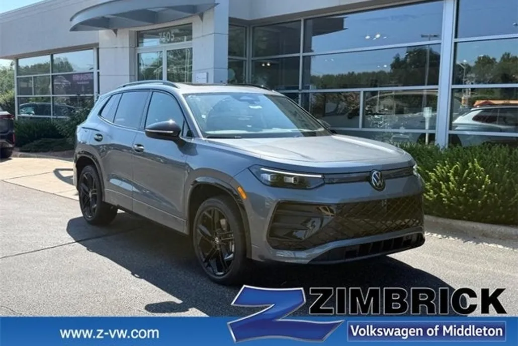 2025 Volkswagen Tiguan SE R-Line Black photo 1
