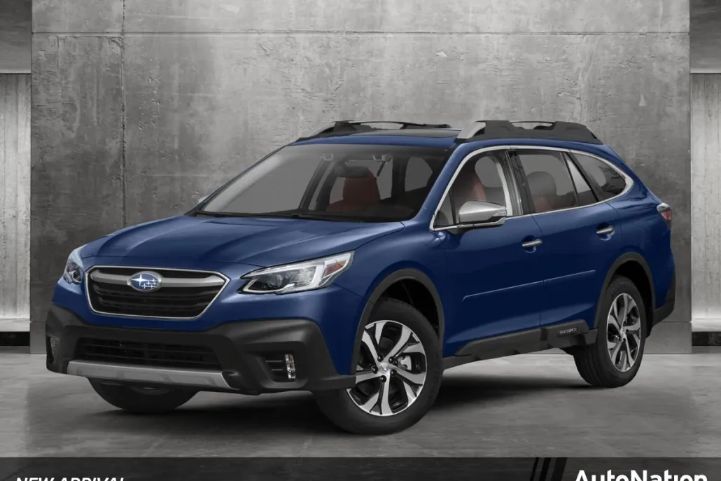 2022 Subaru Outback Touring photo 1