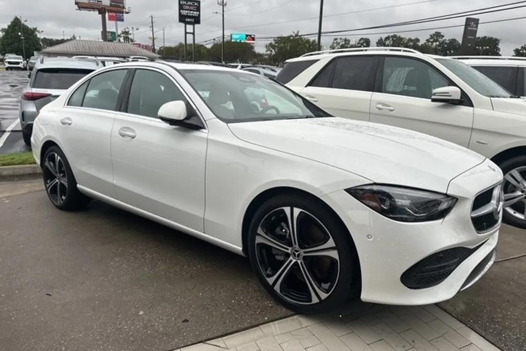 2025 Mercedes Benz C 300 photo 1
