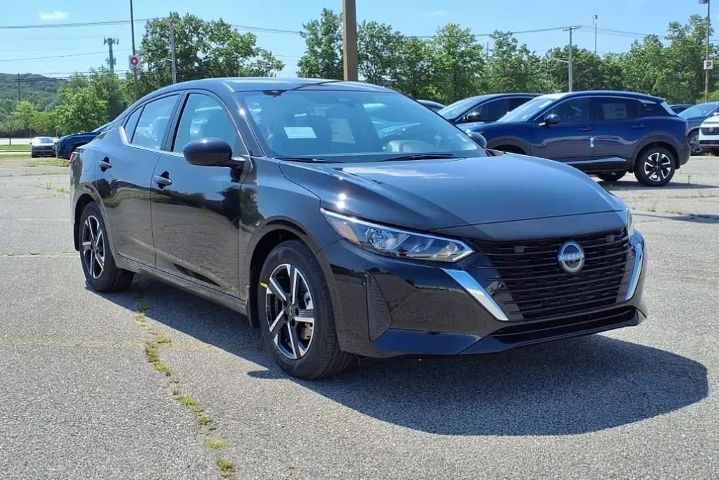 2025 Nissan Sentra SV photo 1