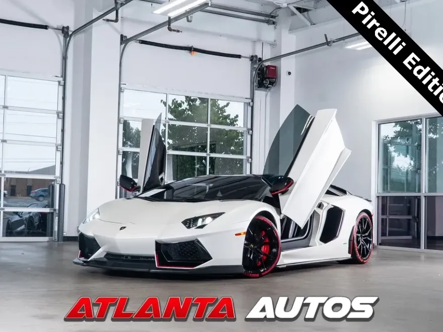 2016 Lamborghini Aventador Coupe photo 1