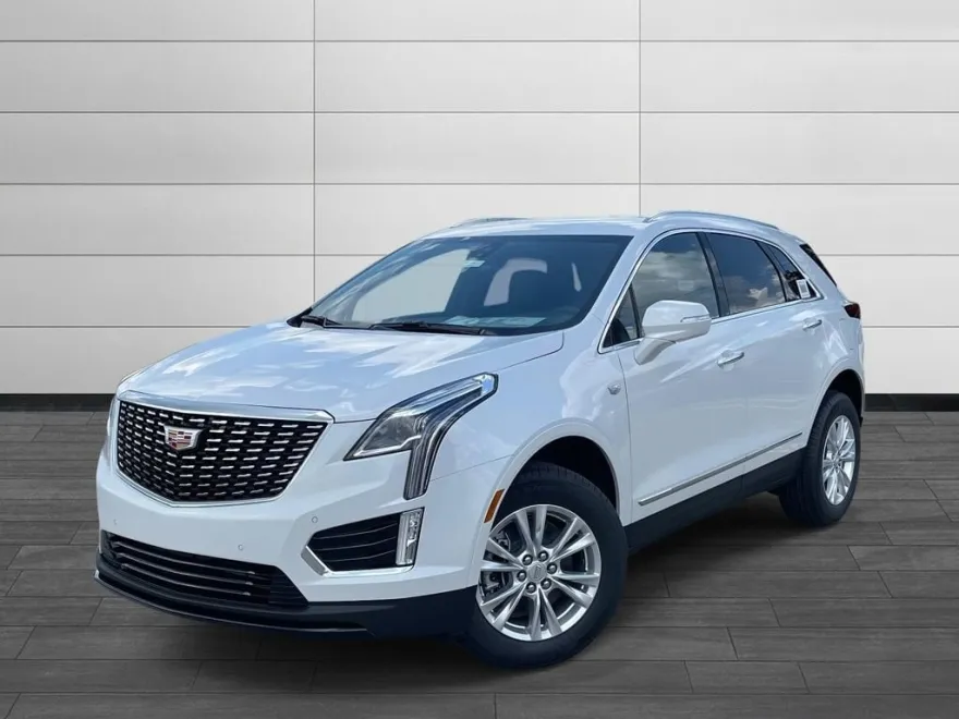 2025 Cadillac XT5 Luxury photo 1