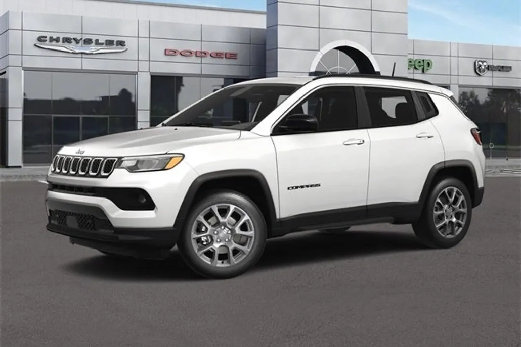 2024 Jeep Compass Latitude Lux photo 1