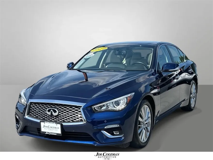 2022 Infiniti Q50 LUXE AWD photo 1
