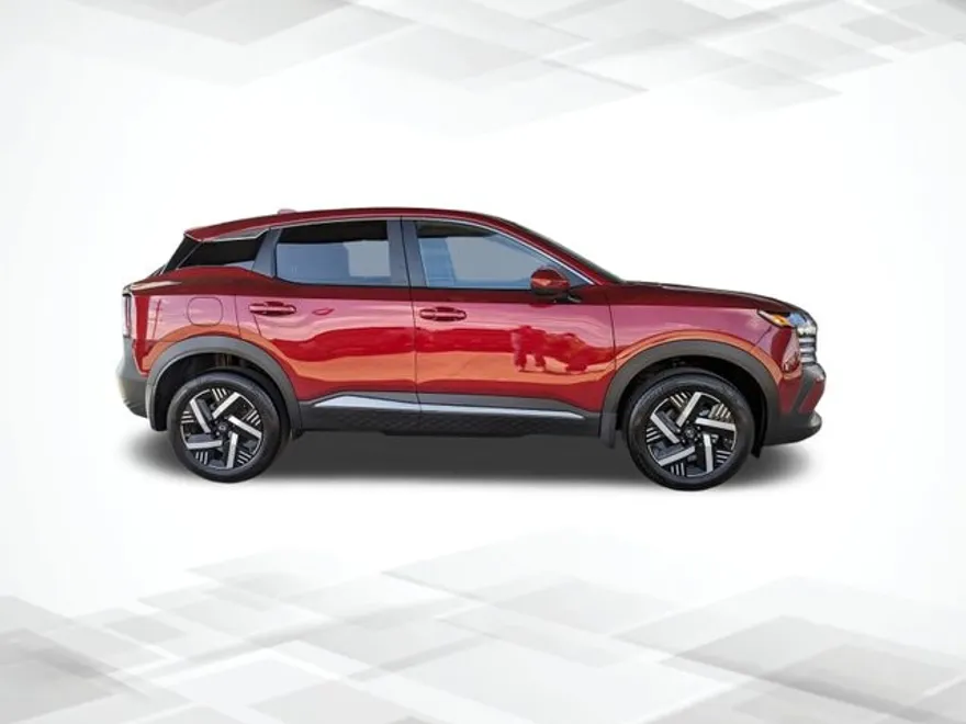 2025 Nissan Kicks SV photo 1
