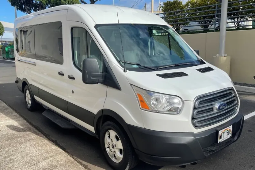 2019 Ford Transit Passenger XLT photo 1
