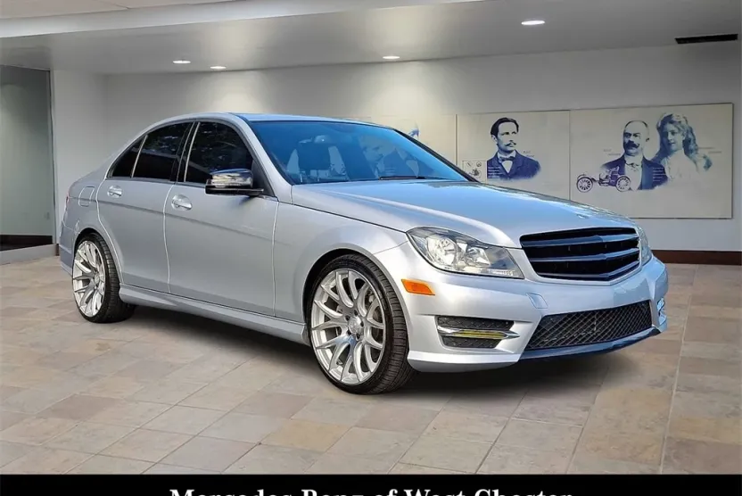 2014 Mercedes Benz C 300 Sedan photo 1