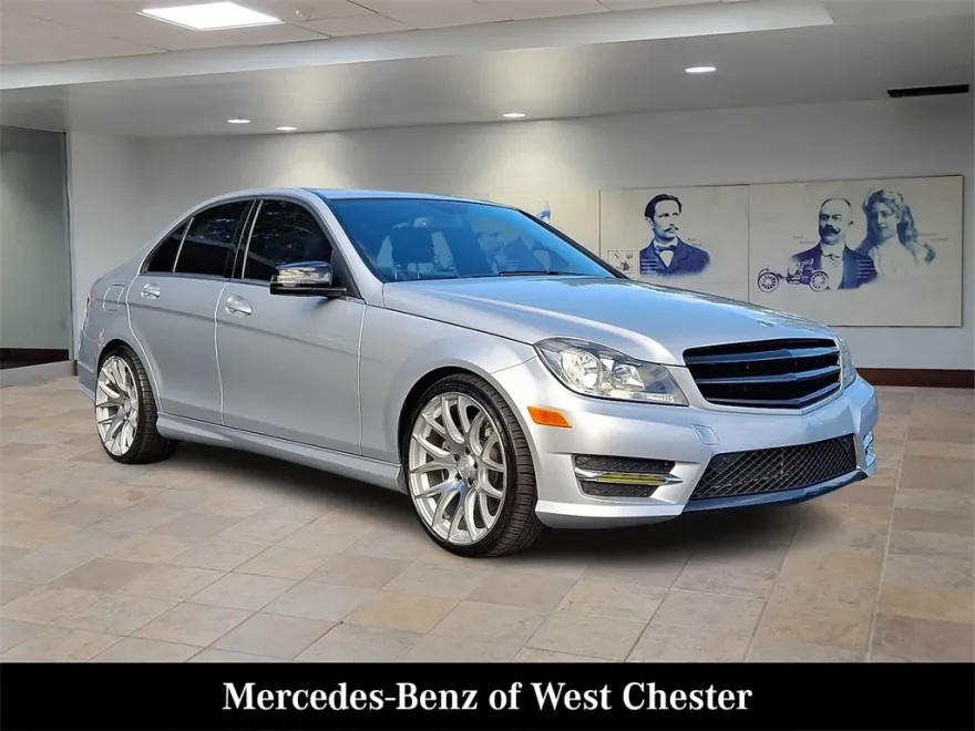 2014 Mercedes Benz C 300 Sedan photo 1