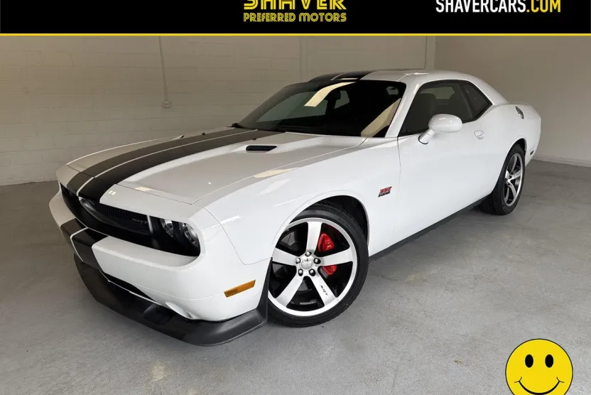 2012 Dodge Challenger SRT8 392 photo 1