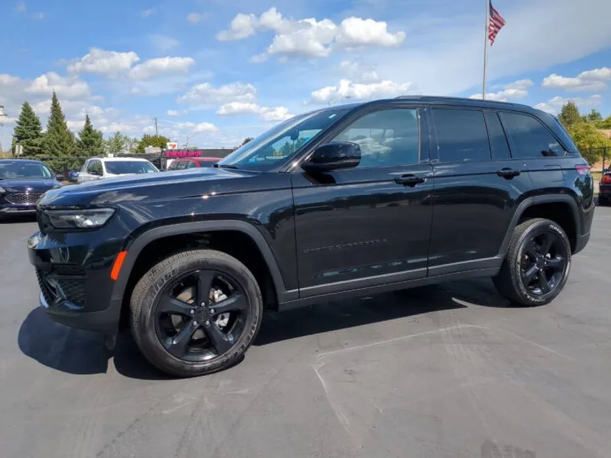 2024 Jeep Grand Cherokee Altitude X photo 1
