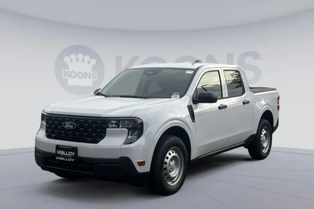 2025 Ford Maverick XL photo 1