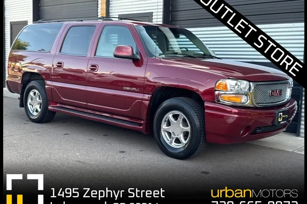 2002 Gmc Yukon XL Denali photo 1