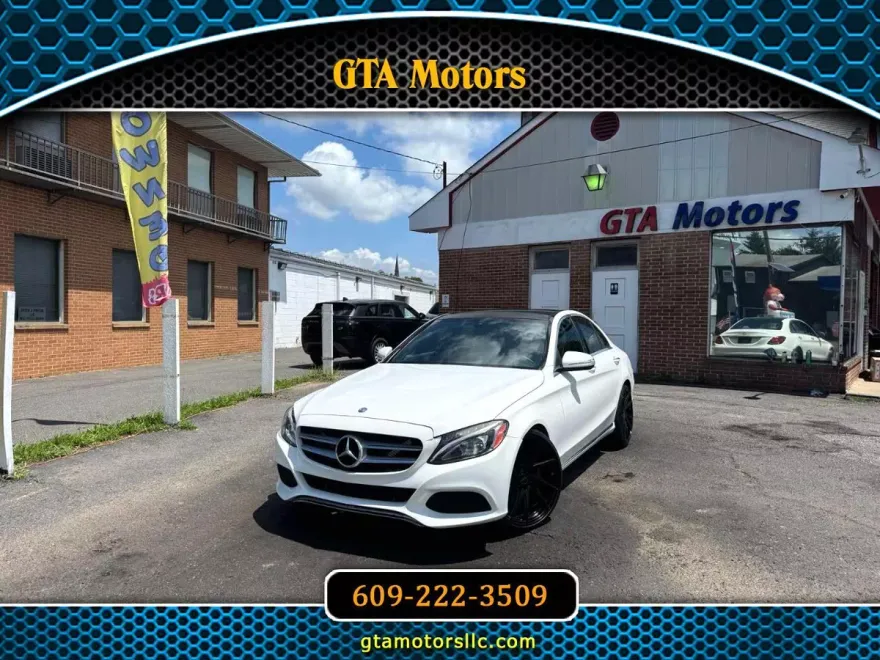 2015 Mercedes Benz C 300 photo 1