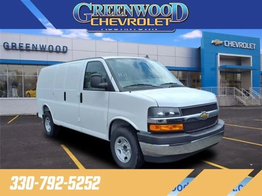 2025 Chevrolet Express Cargo 2500 photo 1