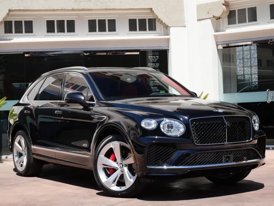 2025 Bentley Bentayga V8 photo 1