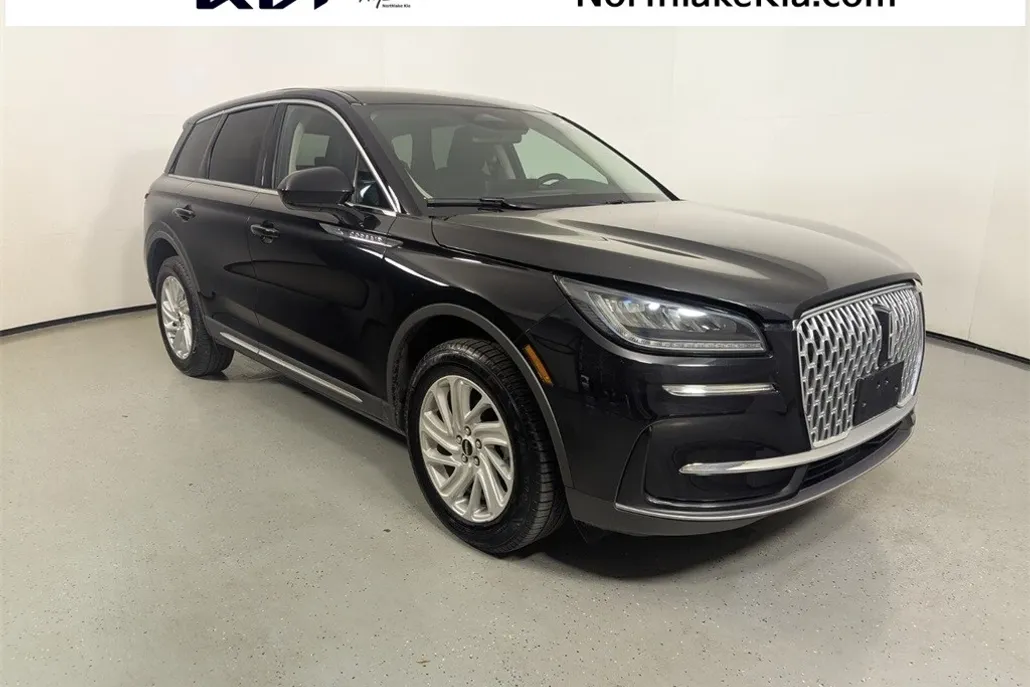 2023 Lincoln Corsair Standard photo 1