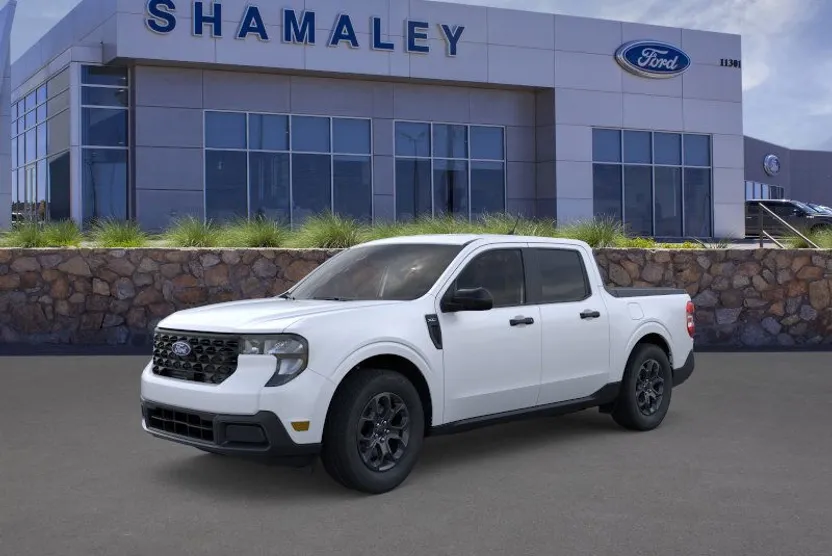 2025 Ford Maverick XLT photo 1